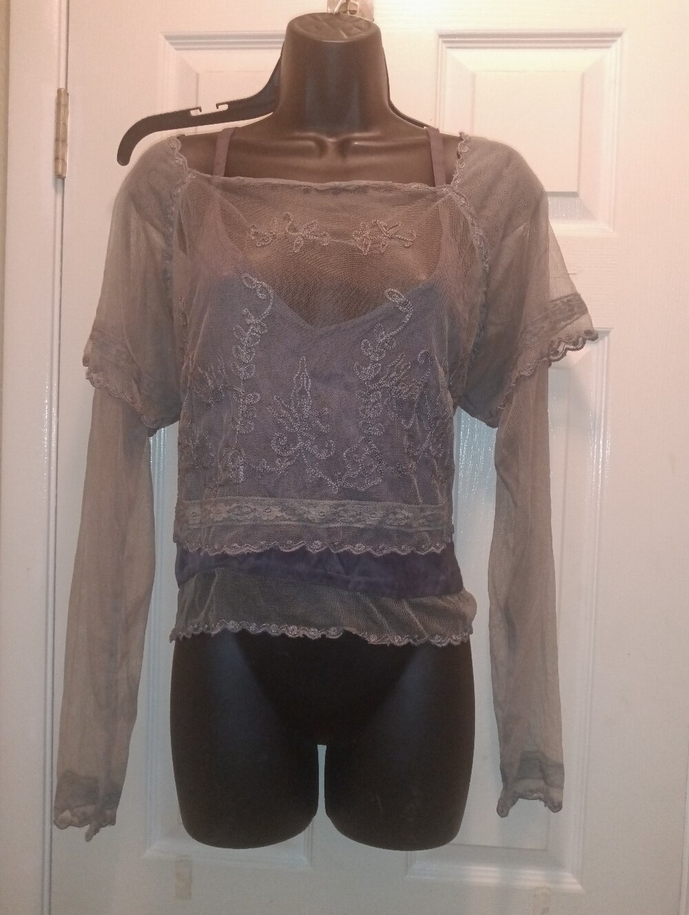 Nataya 2pc Sheer Embroidered Long-Sleeve Crop Top Grey Green Camisole Sz L